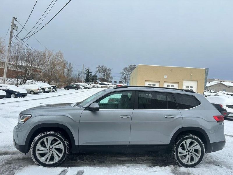 2022 Volkswagen Atlas 3.6L V6 SE w/TechnologyImage 9