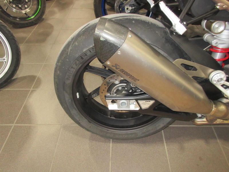 USED 2022 BMW S 1000 RR Image 13