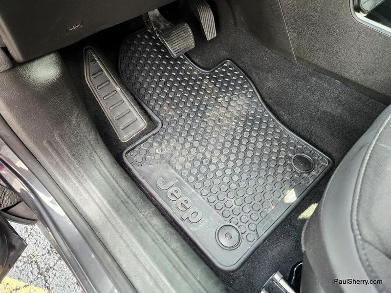 Used 2023 Jeep Renegade Latitude