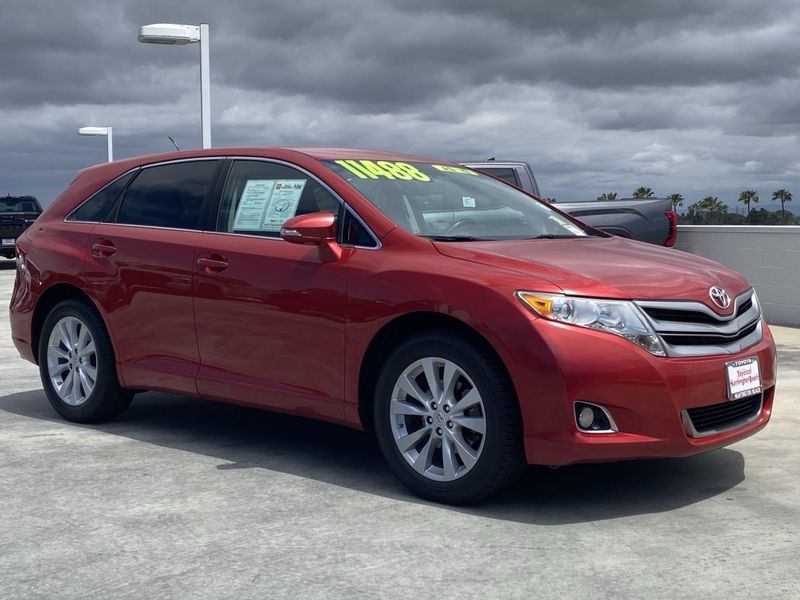 2013 Toyota Venza LEImage 2