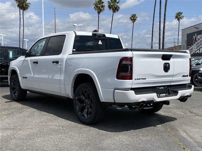 2023 RAM 1500 Limited Crew Cab 4x4 5