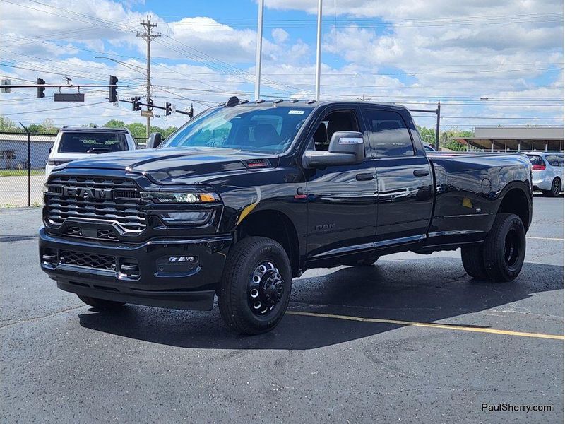 New 2026 RAM 3500 Big Horn Crew Cab 4x4 8' Box