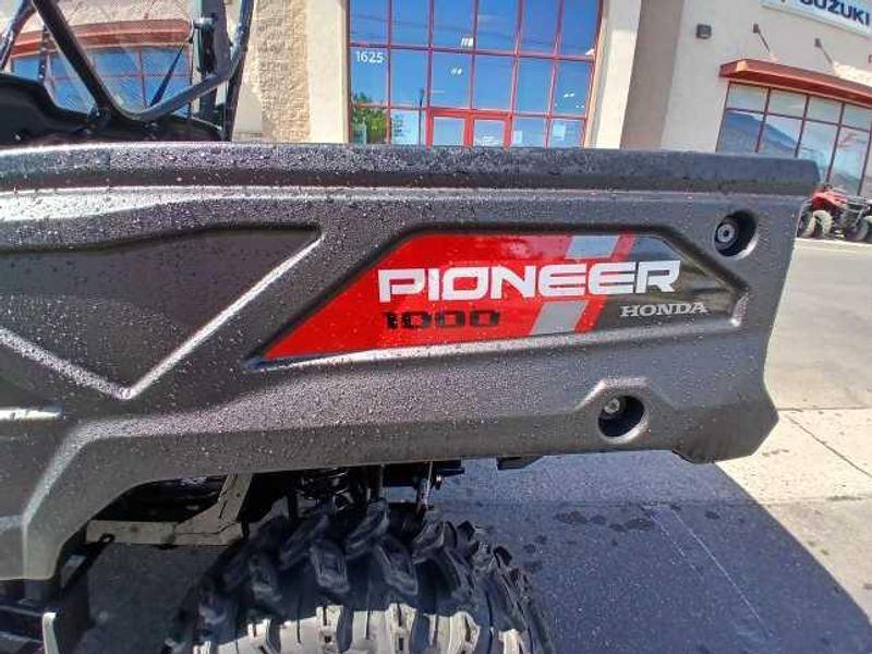 2025 Honda PIONEER 1000 