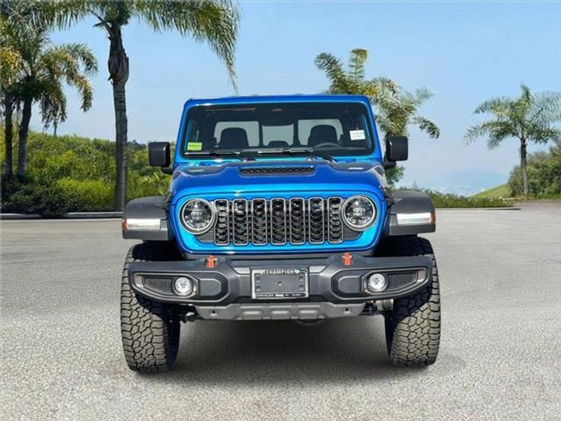 New 2026 Jeep Gladiator Mojave 4x4