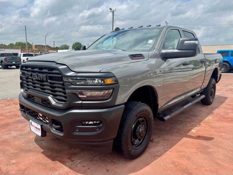 New 2026 RAM 2500 Tradesman Crew Cab 4x4 6