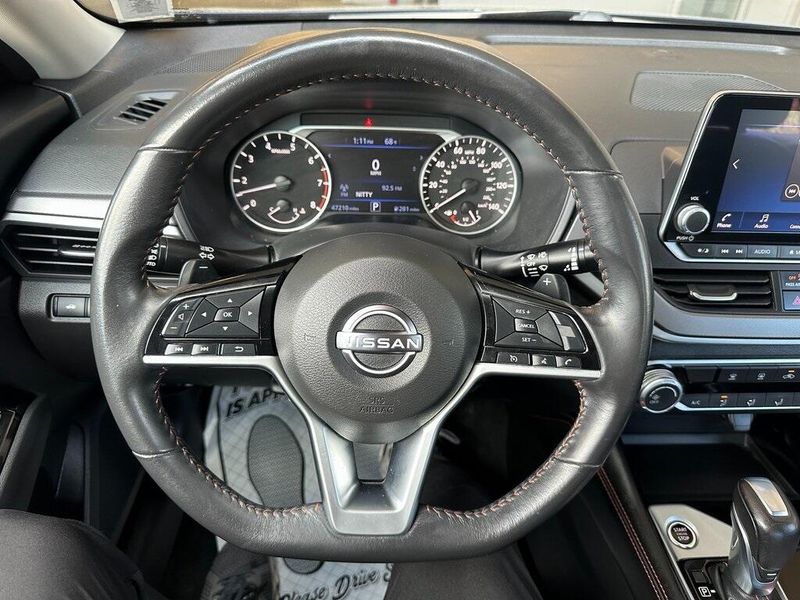 2023 Nissan Altima 2.5 SRImage 2
