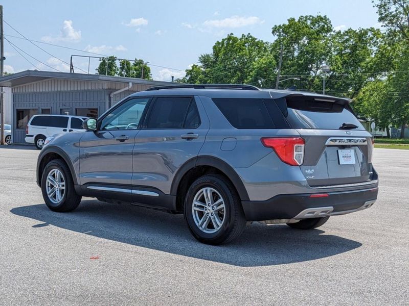 2022 Ford Explorer XLT Johnson Dodge 601-693-6343 pixelmotiondemo.com 