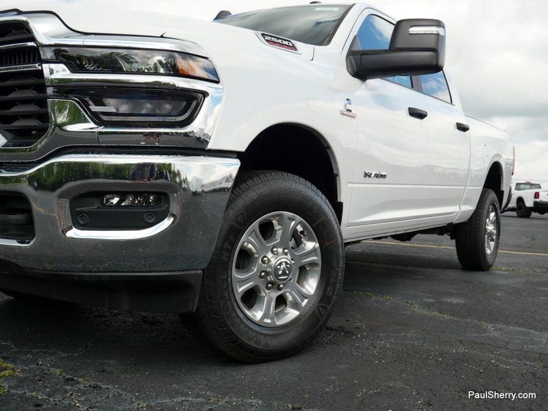New 2025 RAM 2500 Big Horn Crew Cab 4x4 6'4' Box