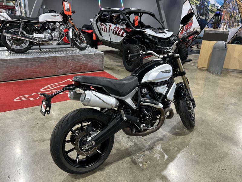 2018 Ducati SCRAMBLER 1100 SPORT  in a BLACK exterior color. Del Amo Motorsports of Redondo Beach (424) 390-7811 delamomotorsports.com 