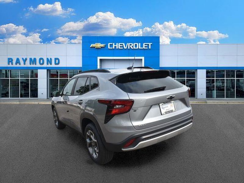New 2026 Chevrolet Trax LTImage 6