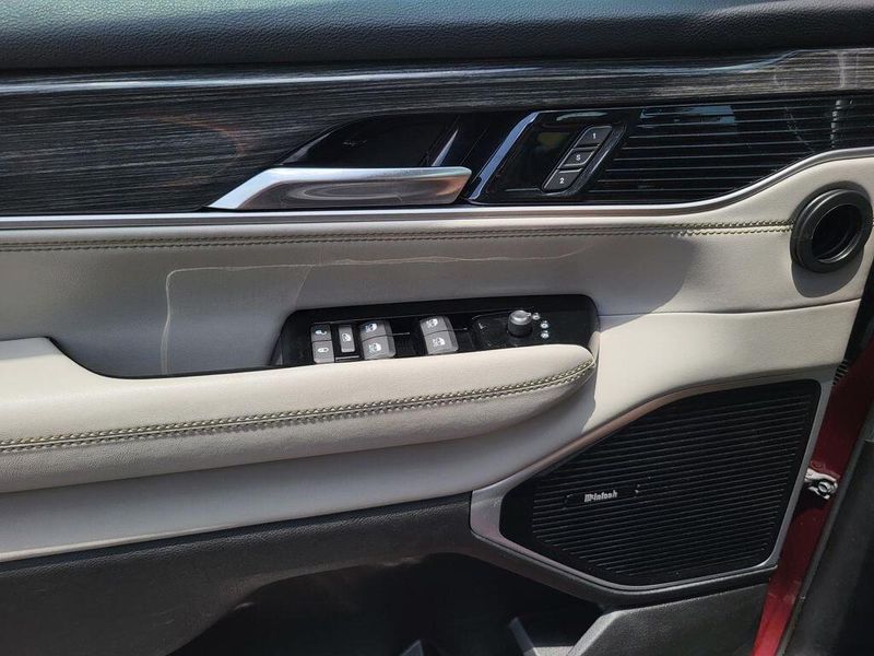 2022 Jeep Wagoneer Series IIIImage 26