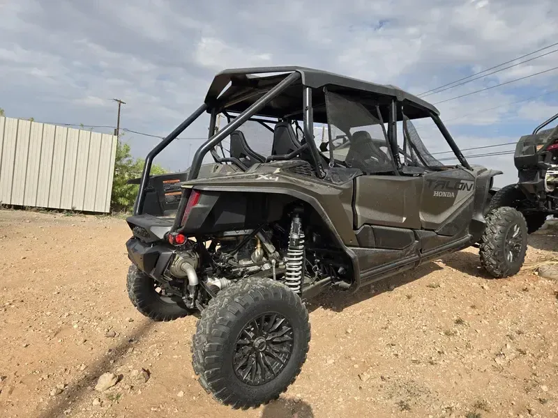 NEW 2026 HONDA TALON 1000R4 FOX LIVE VALVE Image 3