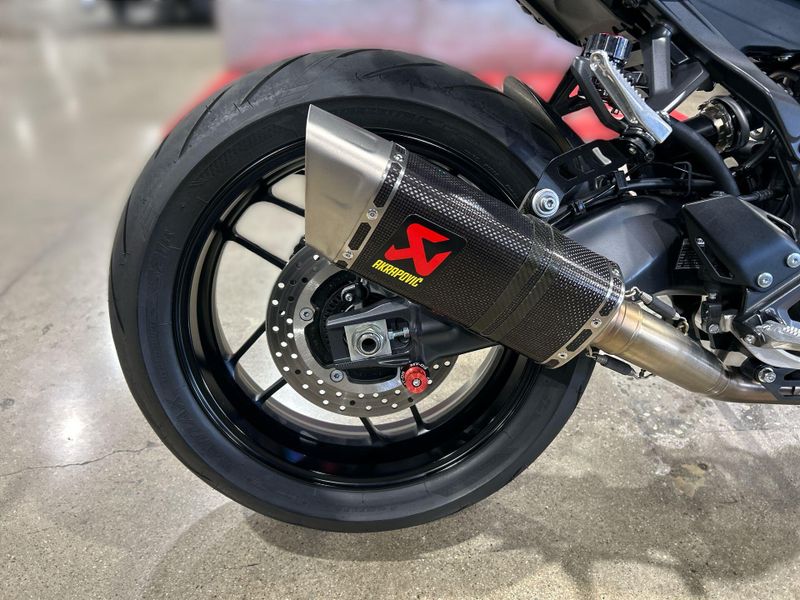 2024 Yamaha MT-09 Image 24
