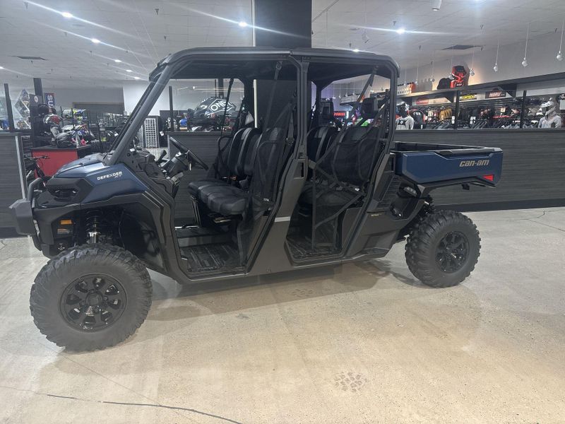 New 2026 Can-Am DEFENDER MAX XT HD11 WITH 10.25 IN. INFOTAINMENT Image 13