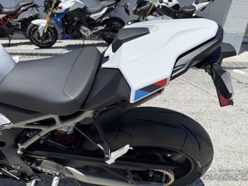 New 2025 BMW S 1000 RR 