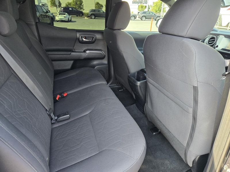 Used 2019 Toyota Tacoma TRD Off Road Double Cab 5' Bed V6 AT (Natl)