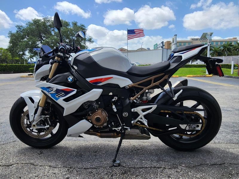 Used 2023 BMW S 1000 R Image 1