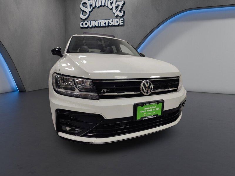 Used 2021 Volkswagen Tiguan SE AWD R-Line Black w/SunroofImage 2