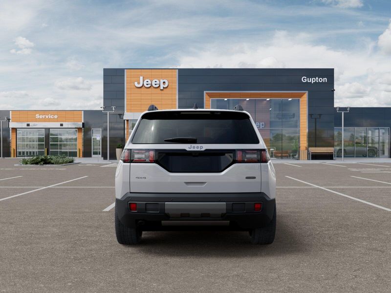 New 2026 Jeep Cherokee Overland 4x4Image 33