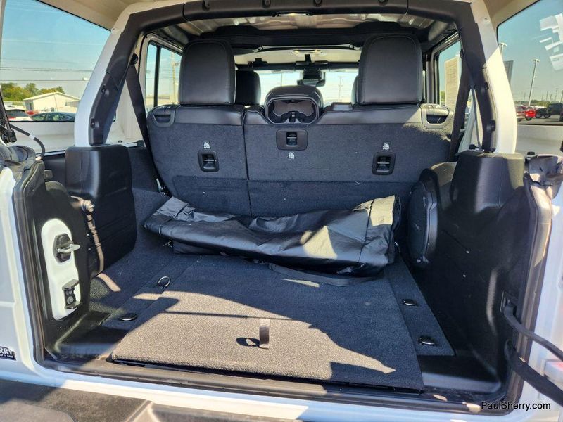 2022 Jeep Wrangler Unlimited Rubicon photo 23