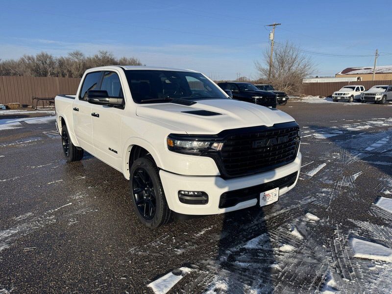 2025 RAM 1500 LaramieImage 2