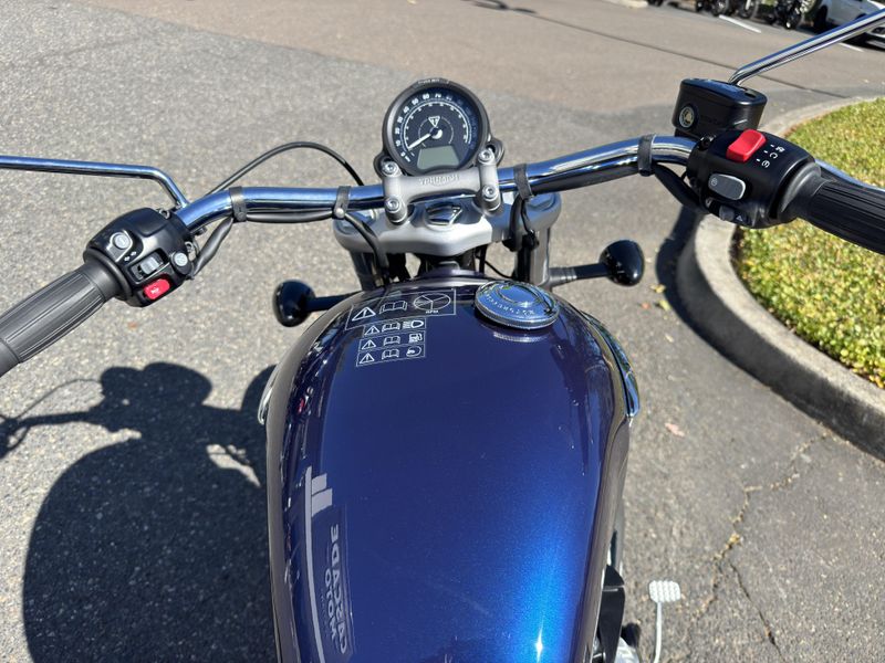 2025 Triumph Bonneville Speedmaster - PACIFIC BLUE - SILVER ICE 