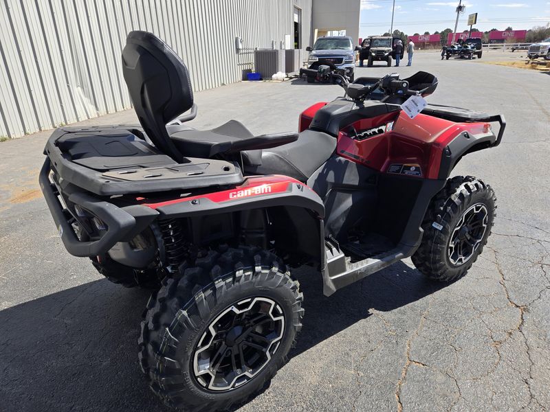 2025 Can-Am OUTLANDER MAX XT 850 FIERY REDImage 6