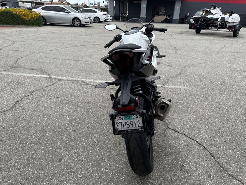 Used 2025 CFMOTO 300SS Image 17