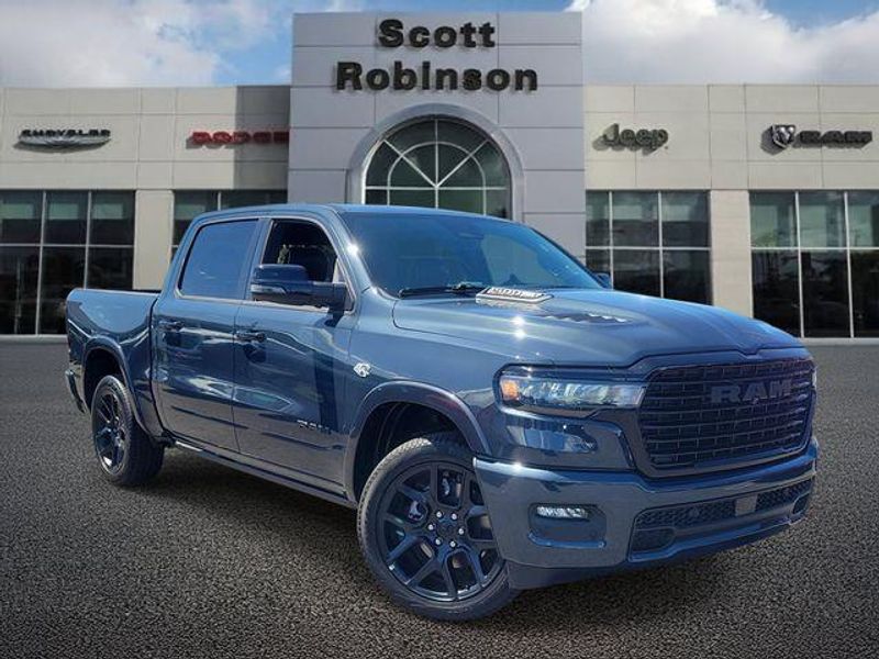 New 2026 RAM 1500 Laramie Crew Cab 4x4 5'7' Box