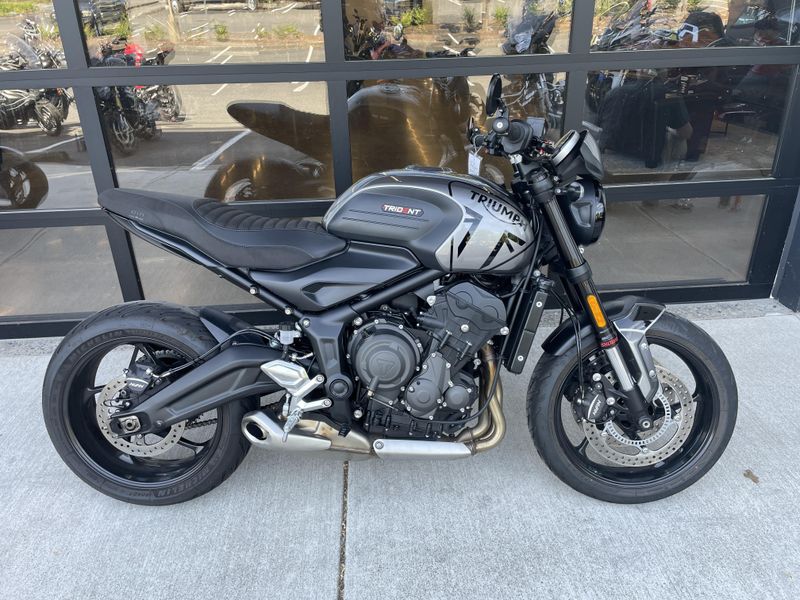 2024 Triumph Trident 660 - SILVER ICE