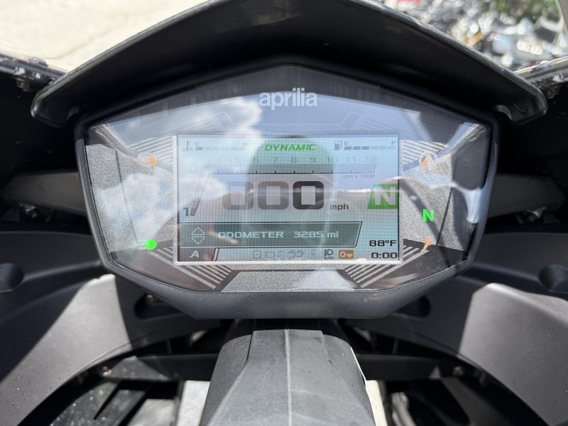 2023 Aprilia RS 660 