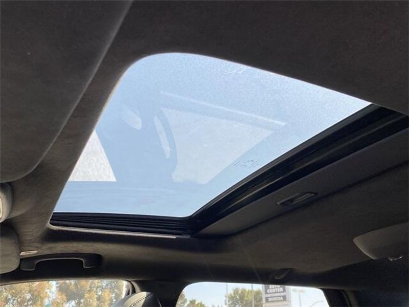 New 2024 Dodge Durango R/T Premium RwdImage 18