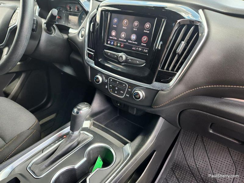 2020 Chevrolet Traverse LSImage 25