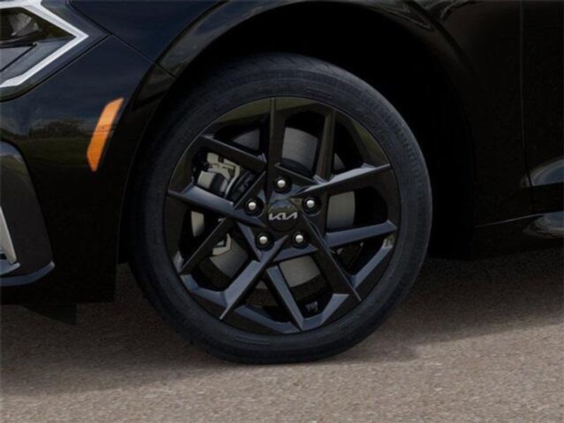 New 2026 Kia K5 LXSImage 9