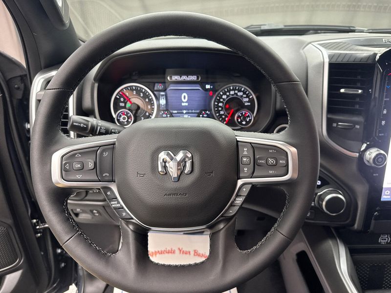 2025 RAM 1500 Big Horn Crew Cab 4x4 5