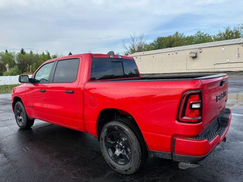 2025 RAM 1500 Tradesman Crew Cab 4x4 5