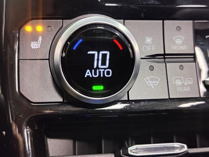 Used 2022 Toyota Highlander XLE AWD w/SunroofImage 25