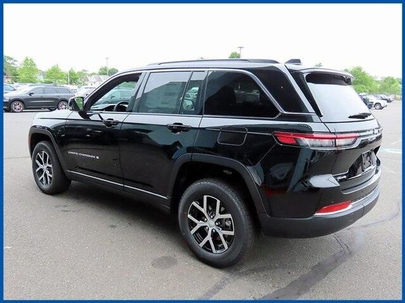 2025 Jeep Grand Cherokee LimitedImage 4