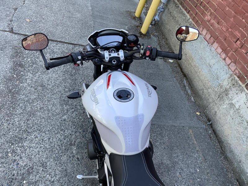 2019 Triumph STREET TRIPLE RS