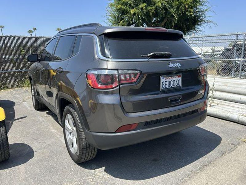 Used 2018 Jeep Compass LatitudeImage 4