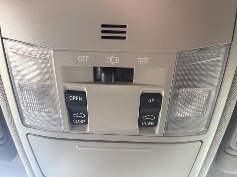 Used 2018 Toyota RAV4 Hybrid XLEImage 28