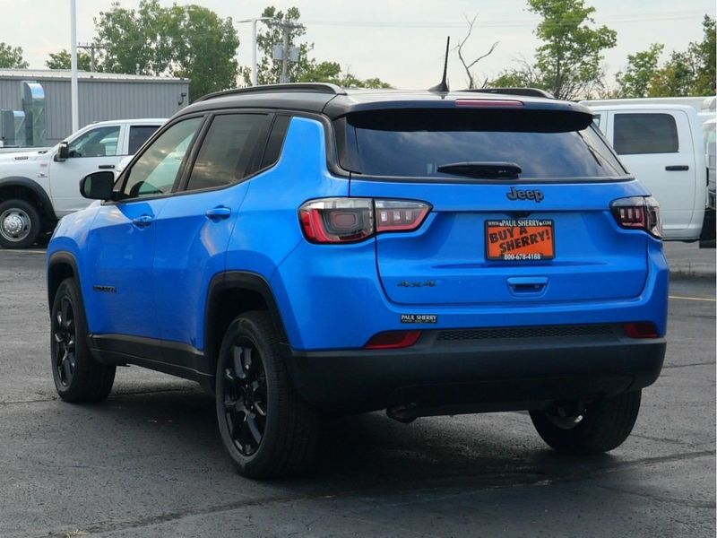 2024 Jeep Compass Latitude 4x4Image 13