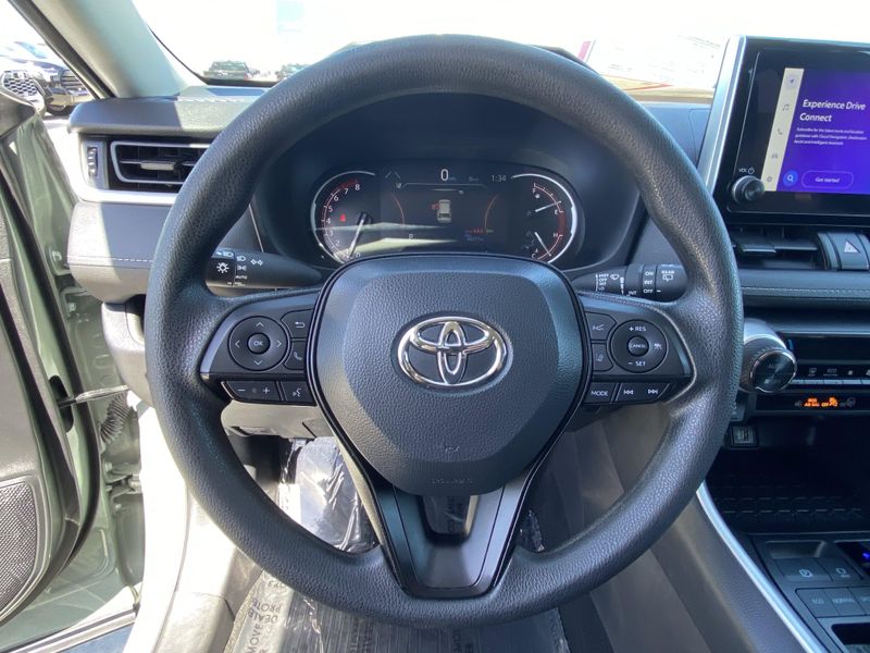 2023 Toyota RAV4 XLEImage 26