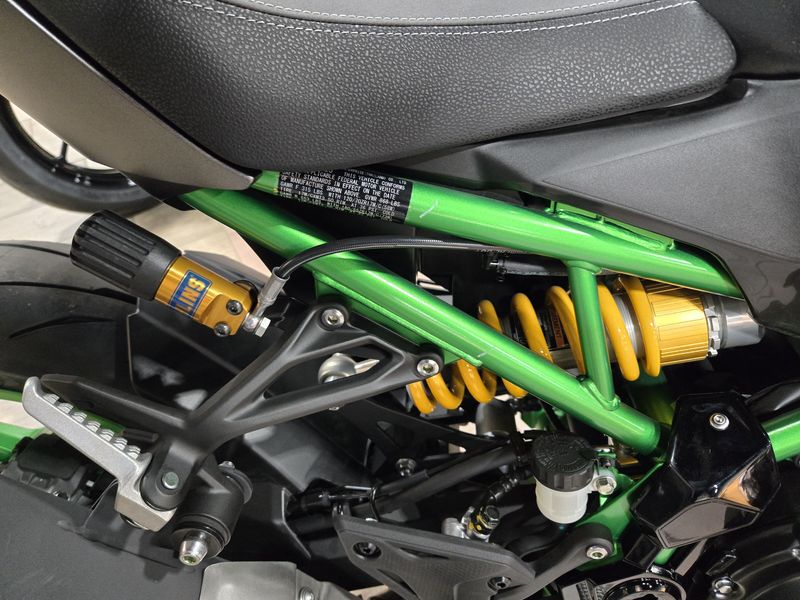 NEW 2026 KAWASAKI Z900 SE ABS Image 11