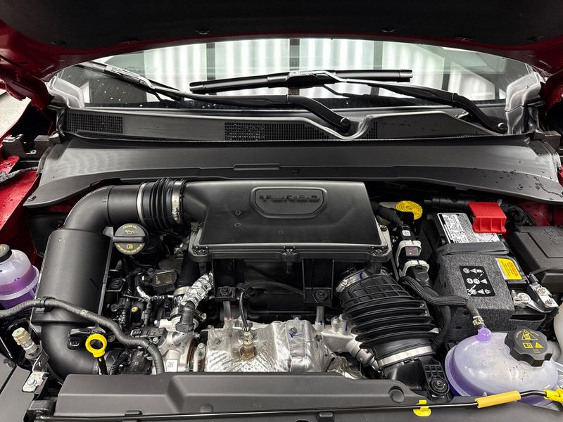 New 2025 Jeep Compass Limited 4x4Image 6