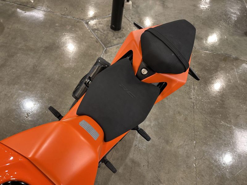 Used 2023 KTM RC 390 Image 12