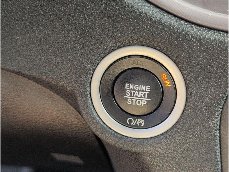 Used 2023 Dodge Charger GTImage 18