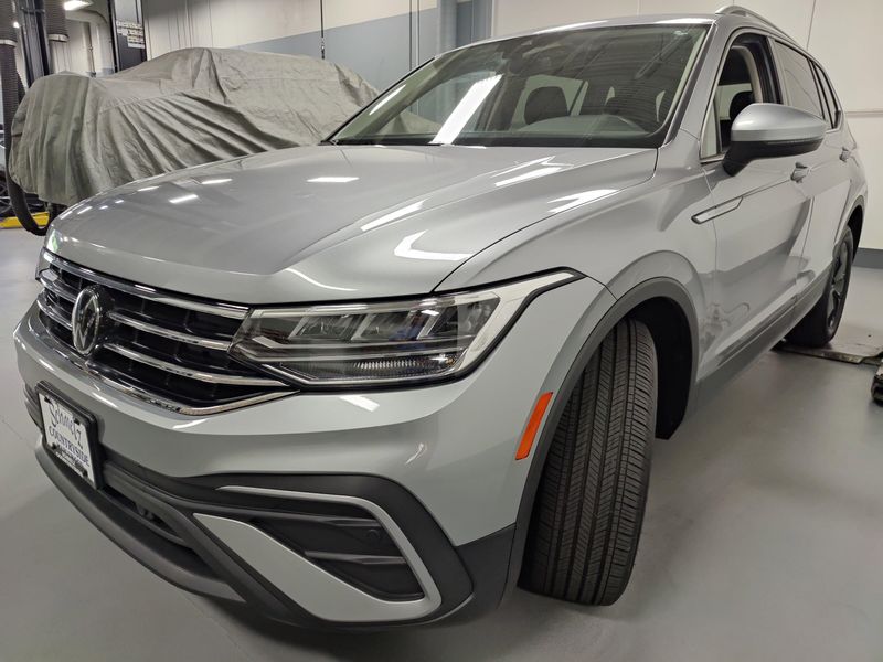 2024 Volkswagen Tiguan SE w/3rd Row SeatImage 7