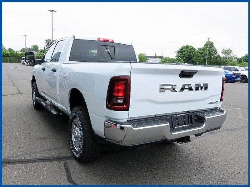 2025 RAM 2500 TradesmanImage 5