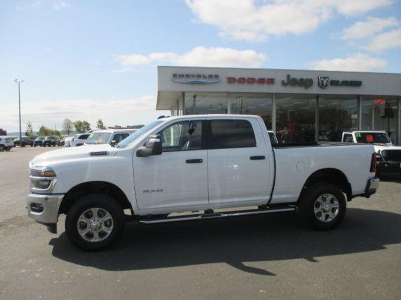 2025 RAM 2500 Big Horn Crew Cab 4x4 6
